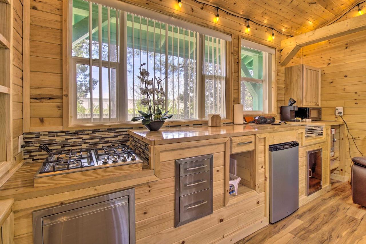 Pet-Friendly Lakeside Cottage With Grill And Fire Pit! Pinetop-Lakeside Exteriér fotografie