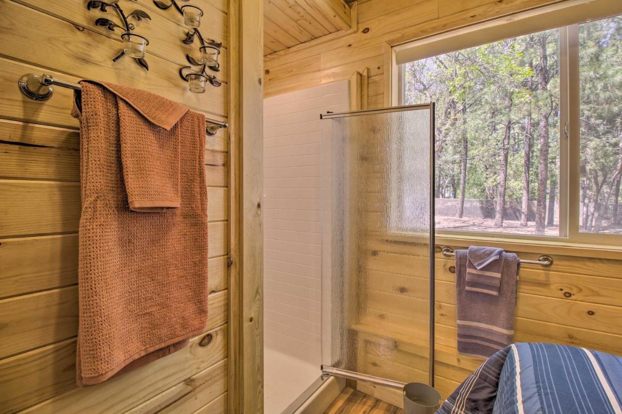 Pet-Friendly Lakeside Cottage With Grill And Fire Pit! Pinetop-Lakeside Exteriér fotografie